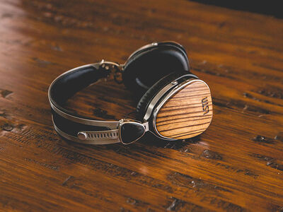 Friday Finds: LSTN Wood Headphones